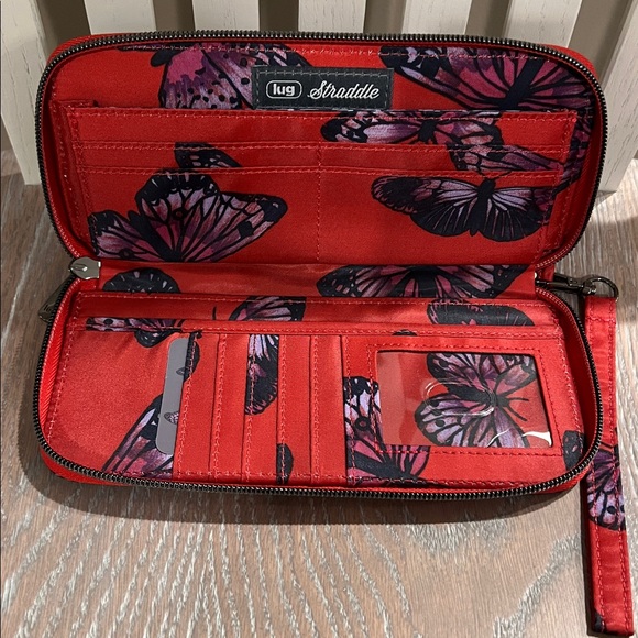 Straddle RARE Butterfly Poppy - Picture 3 of 7